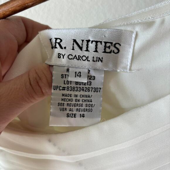 Vintage JR Nites by Carol Lin White Beaded Off Shoulder Chiffon Top 14 - Picture 5 of 7